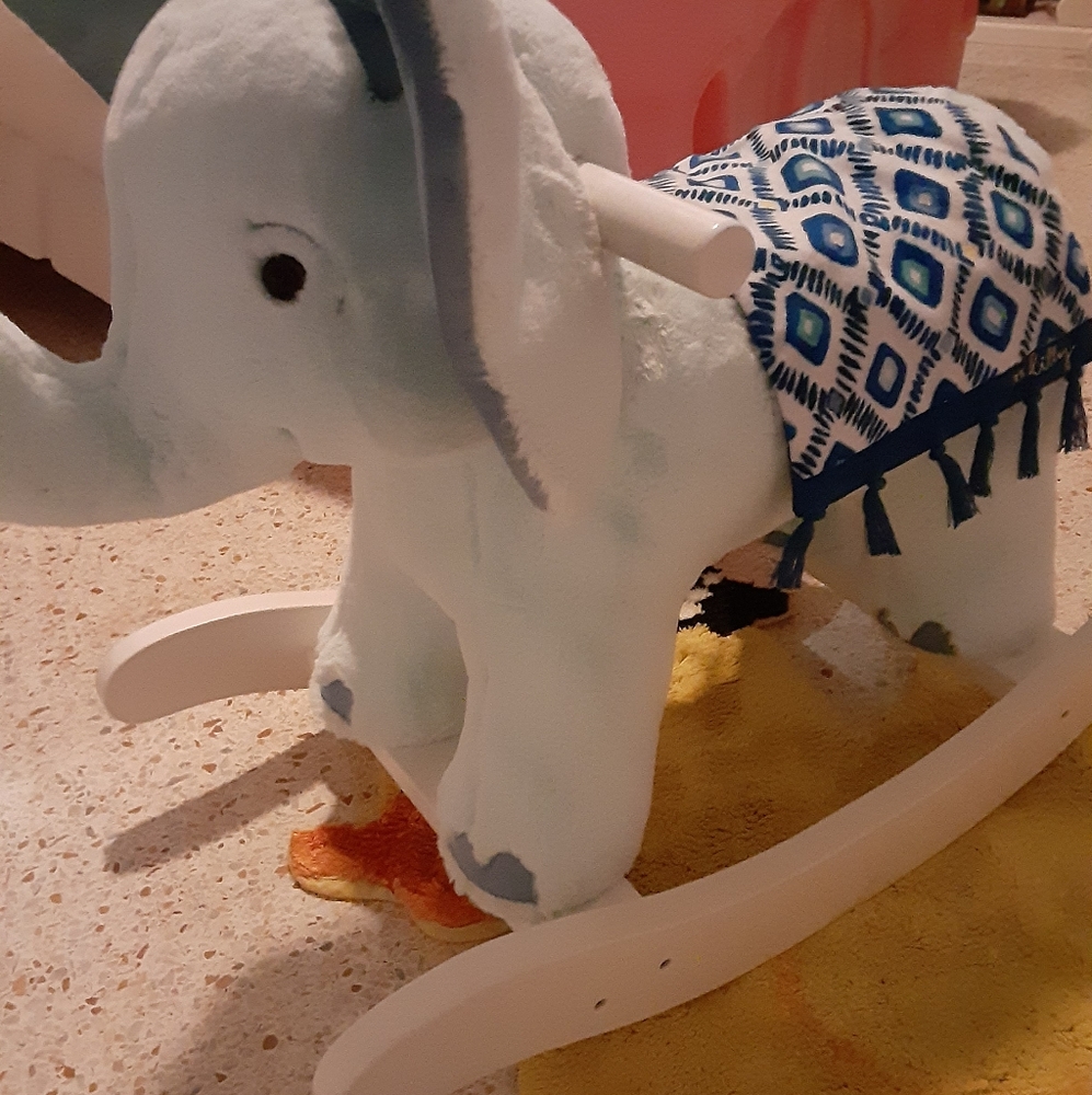 Lilly Pulitzer pottery barn elephant rocker rare!!
